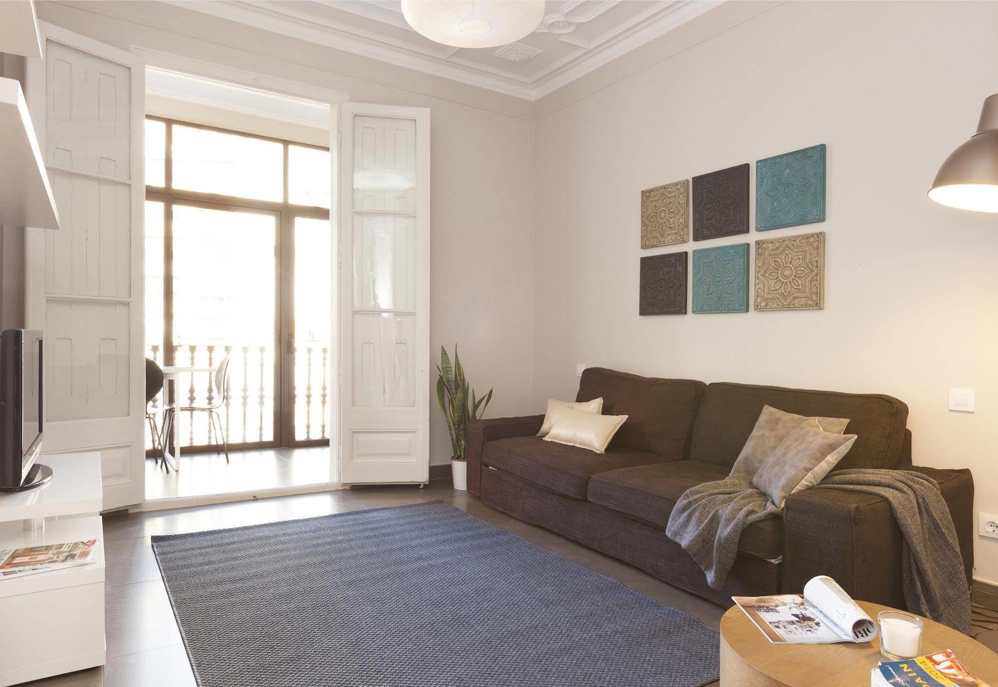 Easy Sleep Gaudi Terrace Apartment Barcelona Exterior photo