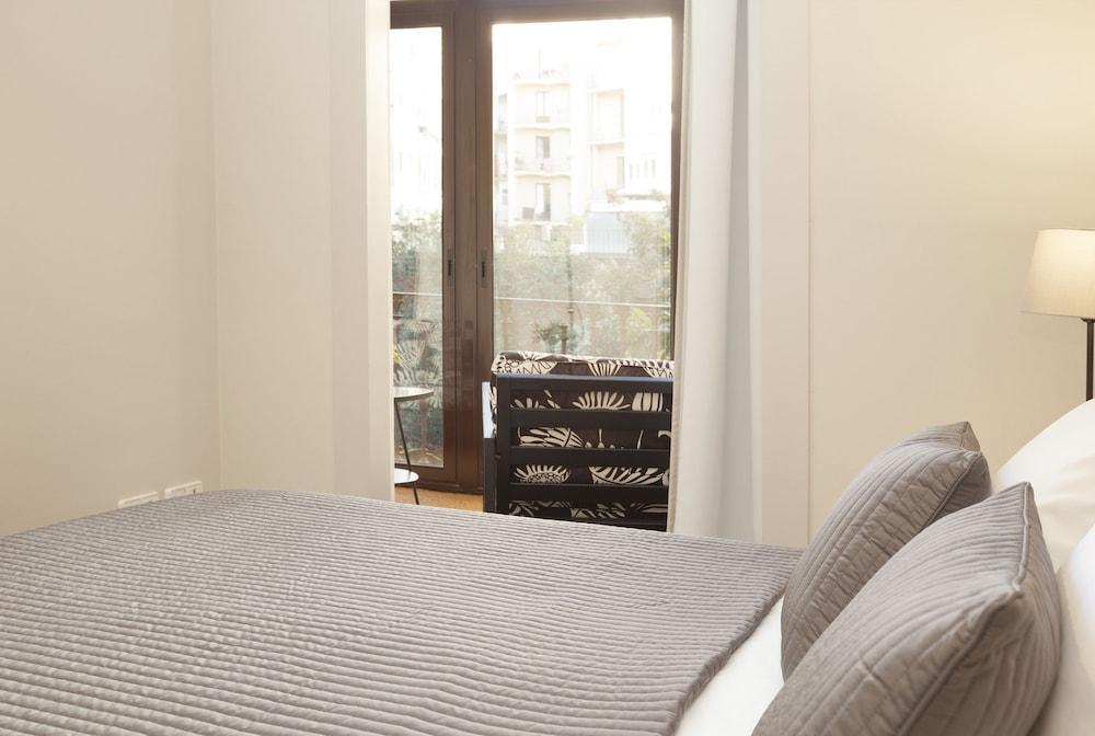 Easy Sleep Gaudi Terrace Apartment Barcelona Exterior photo
